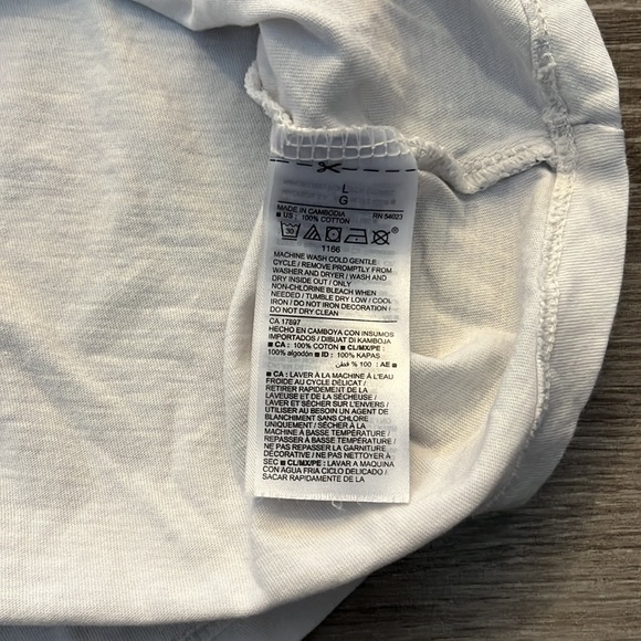 Old navy top - Picture 5 of 7